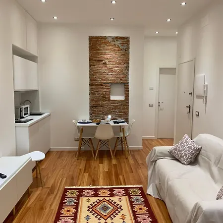Caruggio 44 *
